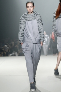 1360592824_fashion_week_in_new_york_alexander_wang_collection_autumn_winter_2013_2014_25